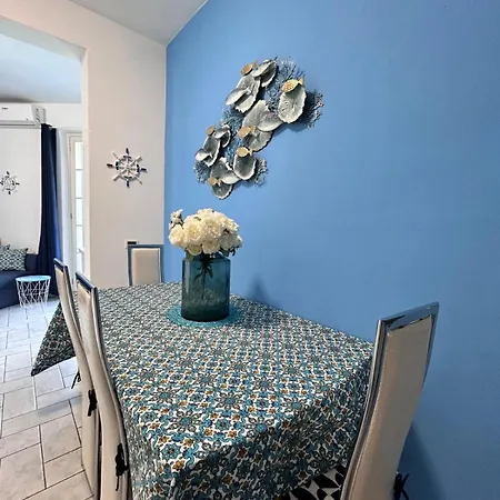 Lightblue Дом отдыха